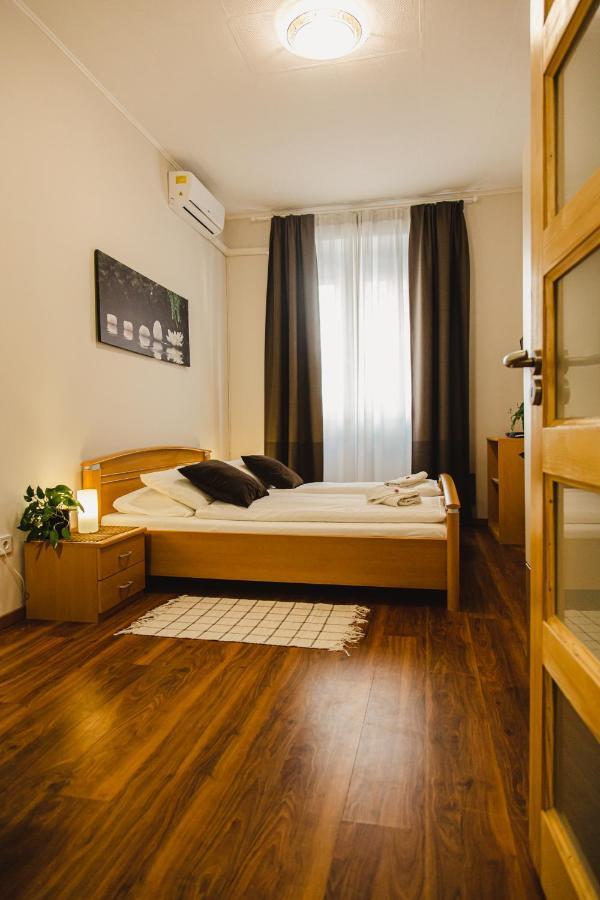 Old Town Apartman Budapest Extérieur photo