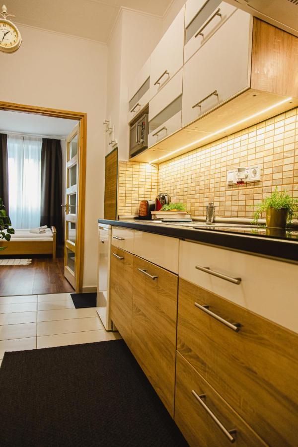 Old Town Apartman Budapest Extérieur photo